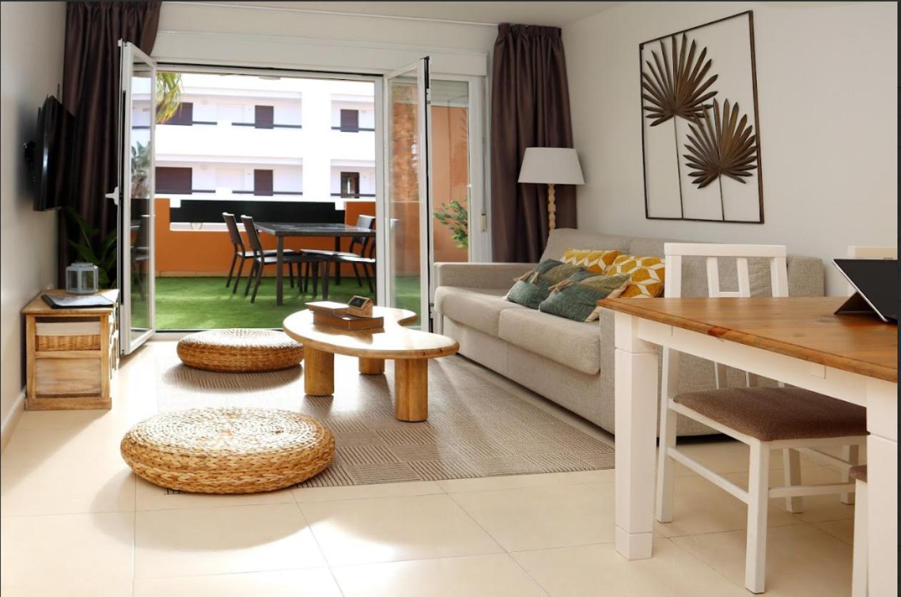 Apartment Palami Con Terraza, Wifi 300mb, Piscina Y Garaje Privado
