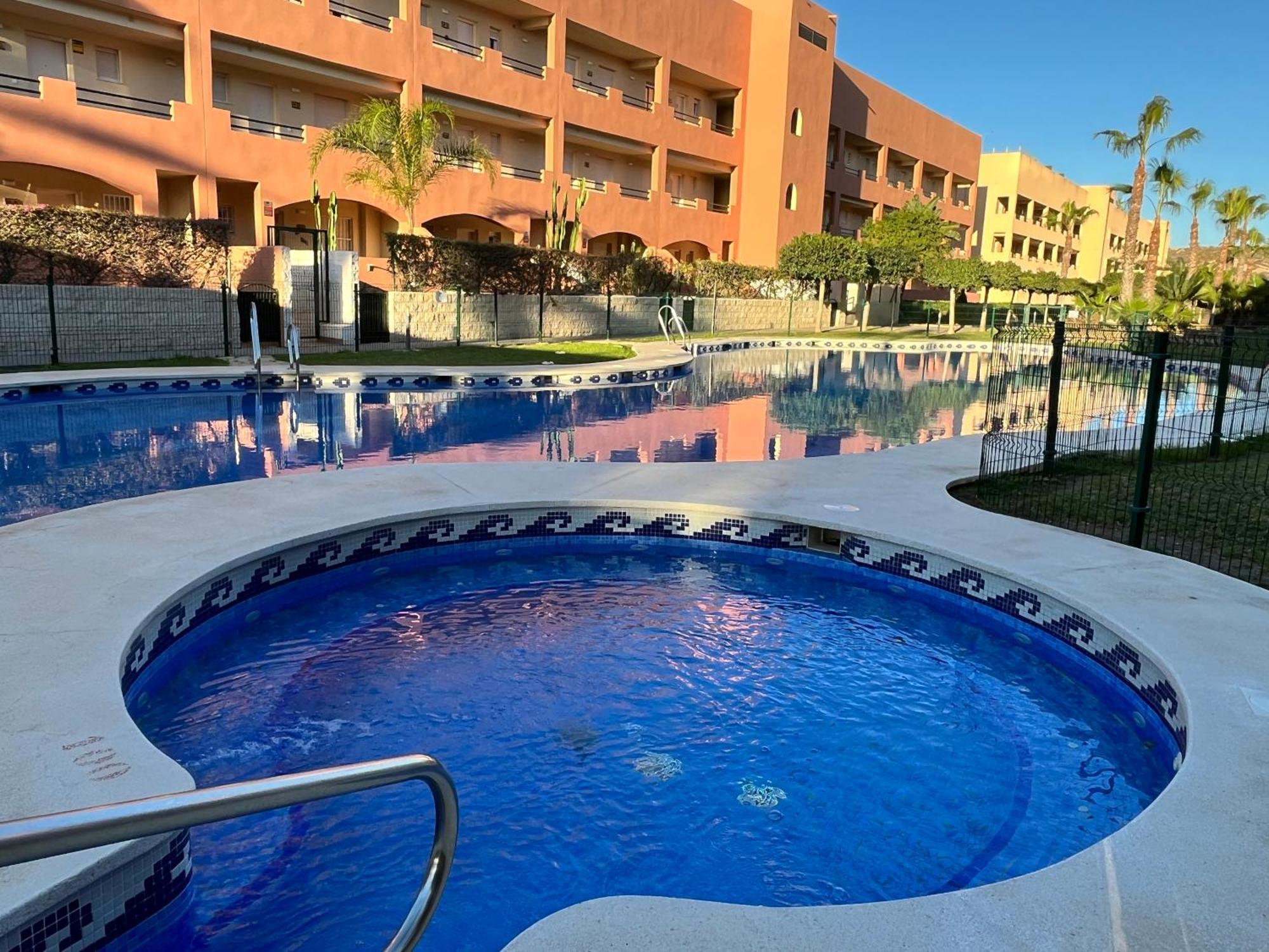 Apartment Palami Con Terraza, Wifi 300mb, Piscina Y Garaje Privado
