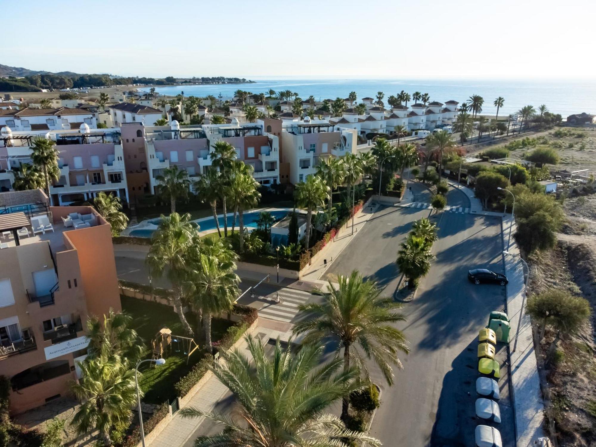 Palami Con Terraza, Wifi 300mb, Piscina Y Garaje Privado * Vera